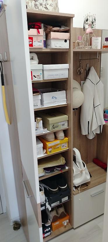 ikea ormari za sobu: Predsoblje sa ogledalom,v185 š145 d35cm, ima više odeljaka za obuću — 3