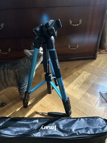 Другие аксессуары для фото/видео: Продаю ШТАТИВ прочный и практичный на железной ножках Штатив Jmary с — 4