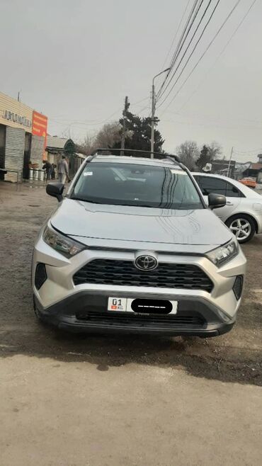 Toyota: Toyota RAV4: 2019 г., 2.5 л, Автомат, Бензин, Внедорожник