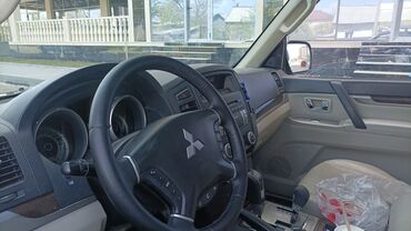 Mitsubishi: Mitsubishi Pajero: 2009 г., 3.5 л, Типтроник, Бензин, Внедорожник at lalafo.kg — 4 Mitsubishi: Mitsubishi Pajero: 2009 г., 3.5 л, Типтроник, Бензин, Внедорожник — 4
