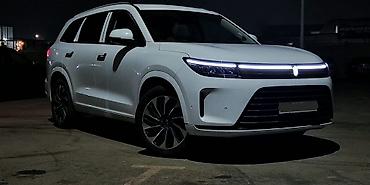 Другие автомобили: AITO M7 — большой 5‑местный кроссовер с современным дизайном и — 2