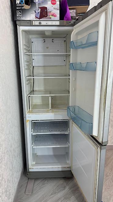 Soyuducular: Biryusa iki qapılı soyuducu - Rəng: gümüşü/boz - Aşağıda dondurucu — 2