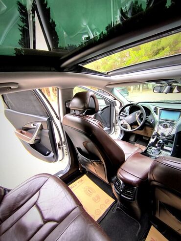 Hyundai: Hyundai Azera-2012-ci il . Baki servisden alinib 2013 il. 2.4 benzin — 9