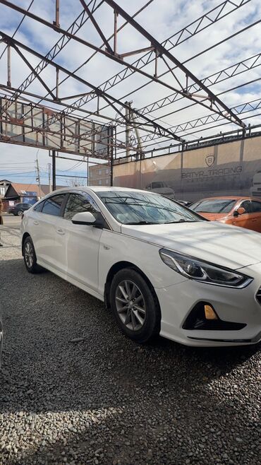 Hyundai: Hyundai Sonata: 2018 г., 2 л, Типтроник, Газ, Седан