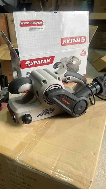 Инструменты: Ленточная шлифовальная машина УРАГАН YP96075 - Мощность: 950 Вт - — 1