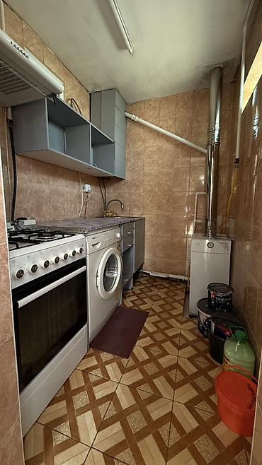 Продажа коттеджей и домов: 3 комнаты, 70 м², 2 соток, Бишкек, Собственник — 16