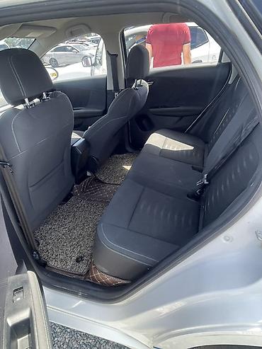 BYD: BYD E2: 2020 г., Автомат, Гибрид, Кроссовер — 6