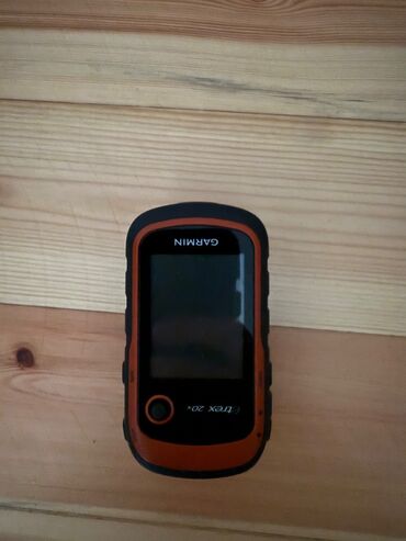 GPS naviqatorlar: İdeal vezyetdedir Garmin E trex 20 Gps