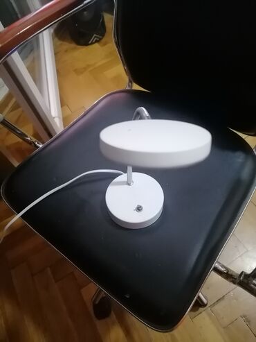 Rasveta: Stona lampa, Upotrebljenо — 6