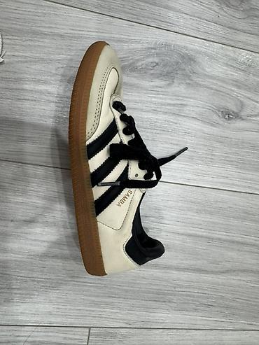 белый: Кроссовки Adidas Samba OG - Оригинальная модель Samba - Размер: US — 3