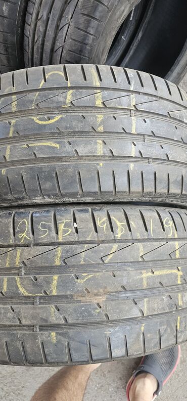 Диски: Шины 255 / 45 / R 19, Лето, Б/у, Пара, Легковые, Корея, Hankook