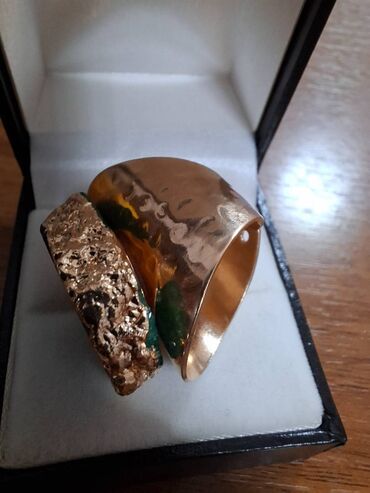 Üzüklər: Bijuteriya
Teze.
Бижутерия. Кольца перстни. Все новое. В наличии — 2