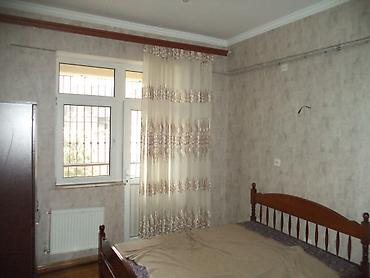 Günlük kirayə mənzillər: 2 otaqlı — 2