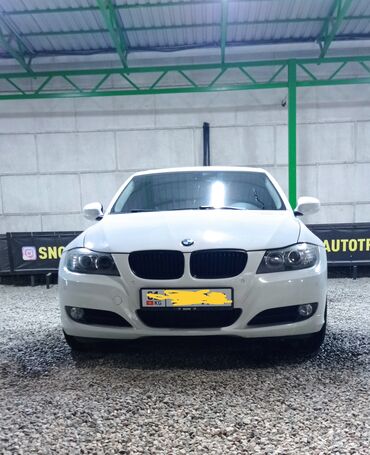 машина бенв: BMW 3 series: 2010 г., 2 л, Автомат, Бензин, Седан