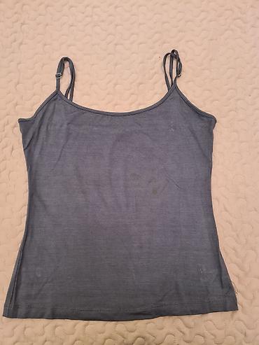 Книги и журналы: 3 lü dəst Lasagrada markasına məxsusdur,M (size 38)ölçüyə uygundu,ətək — 8