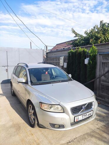 Volvo: Volvo V50: 2008 г., 2 л, Механика, Дизель, Универсал