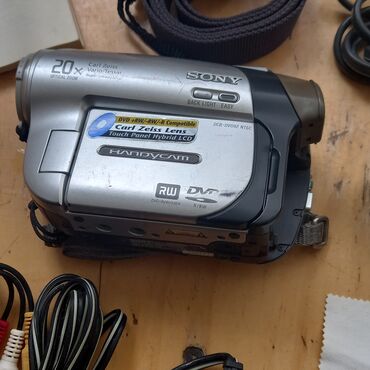 Videokameralar: SONY DVD video çəkən kamera. - Təzədir demək olar. - Az işlənib. - — 15