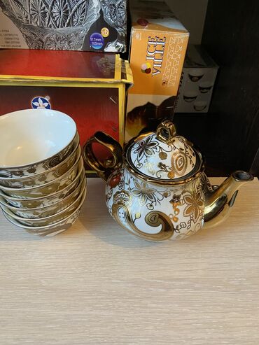 скупка бу посуды: Чайный набор, 16 маленьких пиалушек 1 чайник