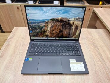 Kompüter ehtiyyat hissələri: Yeni ASUS Vivobook, 15.6 ", Intel Core i7, 512 GB