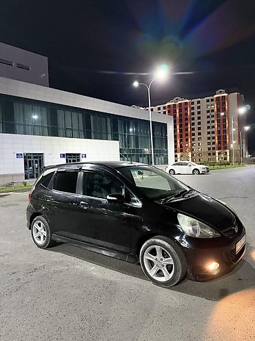 хонда истеп 1: Honda Fit: 2002 г., 1.3 л, Вариатор, Бензин, Хетчбек — 10