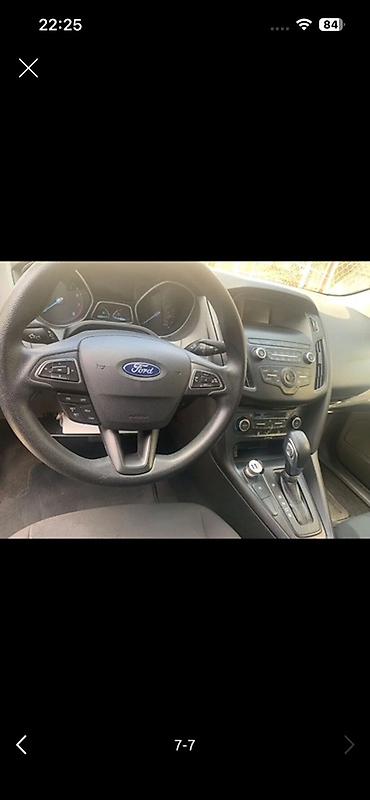 Avtomobil satışı: Ford Focus sedan – mavi rəng, 4 qapı, 5 yerlik. Texniki və avadanlıq — 6