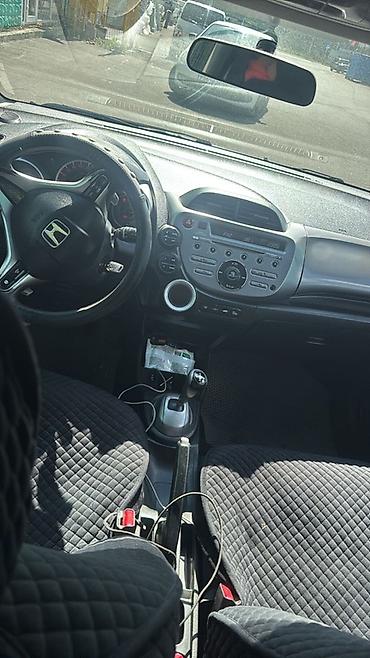 srv 3: Honda Jazz: 2009 г., 1.3 л, Робот, Бензин, Седан — 1