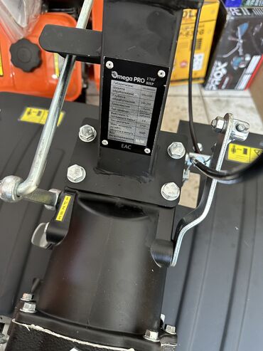 Дизельные мотоблоки: Мотоблок бензиновый Рассрочка дагы берилет. 8лашадный сила 4 л бак — 11