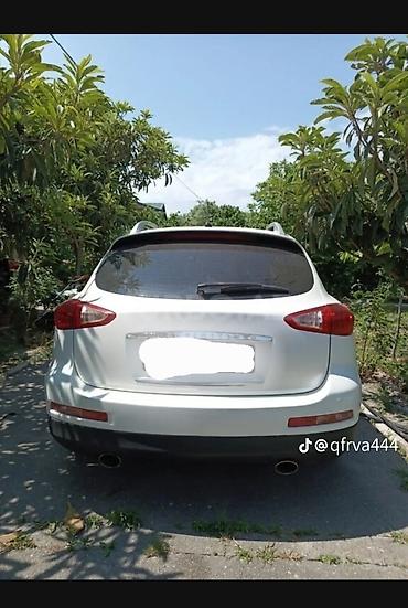 prado arxa stop: Infiniti EX seriyası krossover – ağ rəng, 5 yerlik, AZ dövlət nömrə — 6