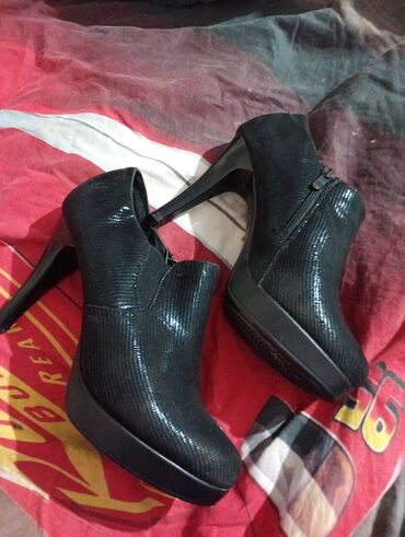 cizmice zenske: Ankle boots, Lusso, 39