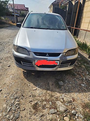зад: Mitsubishi Space Star: 2003 г., 1.6 л, Механика, Бензин, Универсал — 2