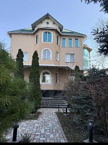 Долгосрочная аренда домов: 500 м², 7 комнат — 2