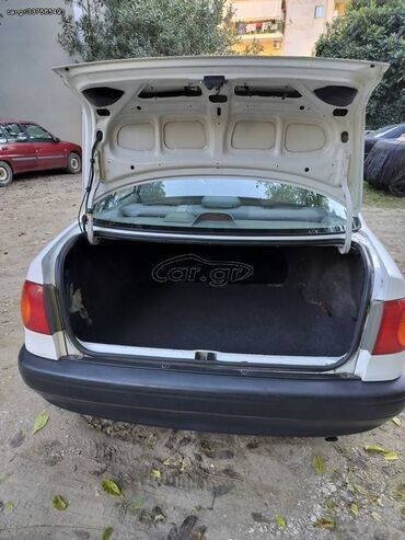 Toyota: Toyota Corolla: 1.4 l. | 2000 έ. Λιμουζίνα — 5