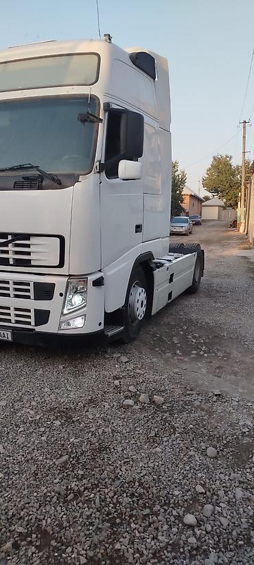 probox toyota: Тягач, Volvo, 2000 г., Без прицепа — 3