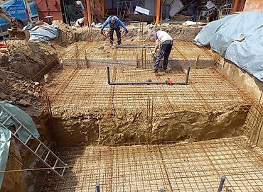 Građevinarstvo i rekonstrukcija: Izrada BAZENA: – Široki mašinski iskop – Ravnanje poda i stranica – — 3