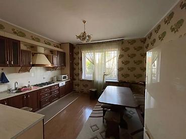 Долгосрочная аренда домов: 300 м², 7 комнат — 8