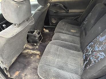 ferrari car: Volkswagen Passat: 1993 г., 2 л, Механика, Бензин, Универсал — 7