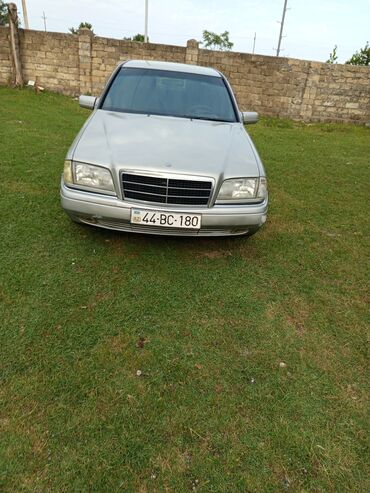 Mercedes-Benz: Mercedes-Benz C 180: 1.8 l | 1994 il Sedan