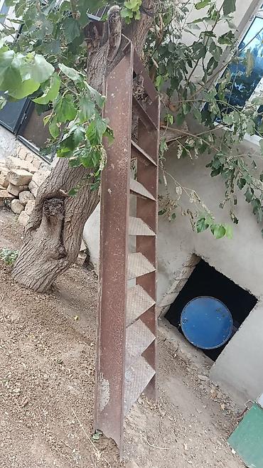 məhəccər şəkilləri: Metal pilləkən karkası - Material: qalın profilli dəmir və rellefli — 2