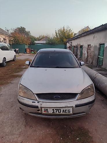 Ford Mondeo: 2002 г., 2 л, Механика, Бензин, Седан