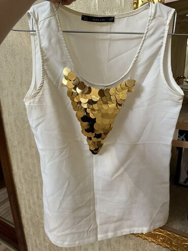 Köynək və bluzalar: Qadın köynəyi – düyməli - Ölçü: 36 (etiketdə “6m 36 razmer” qeyd — 6