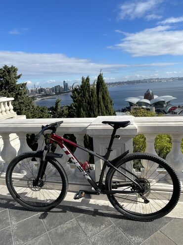 İdman velosipedləri: İşlənmiş Dağ velosipedi Trek, 29", sürətlərin sayı: 10, Ünvandan götürmə