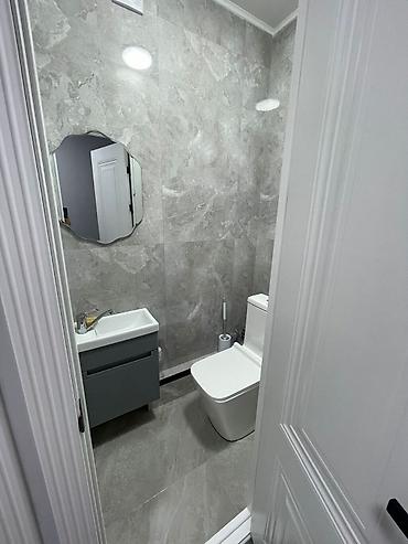 по низу рынка: 3 комнаты, 70 м², Кудайберген авторынок 105 серия, 3 этаж — 6