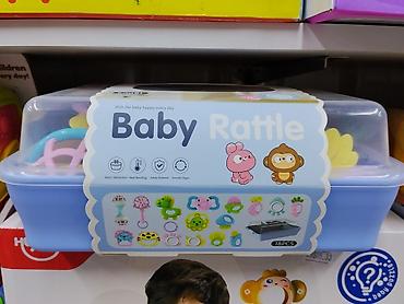 18 игрушки: Набор погремушек Baby Rattle, 18 предметов в пластиковой коробке — 2