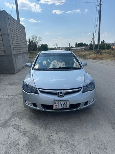 срочно продать машину: Honda Civic: 2006 г., 1.8 л, Механика, Бензин, Седан