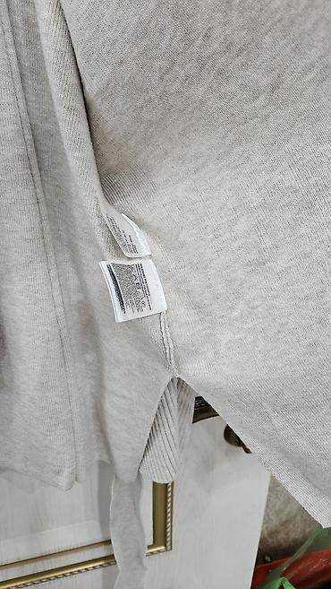 zara 34: Классная двойка, один выход, фото не передаёт реальный цвет, по фигуре — 3