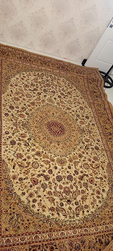 Ev üçün digər mallar: Xalça Eni 2.50 Uzunluğu 3.50 Satılır çoxdanın xalçasıdı köçle bağlı — 2