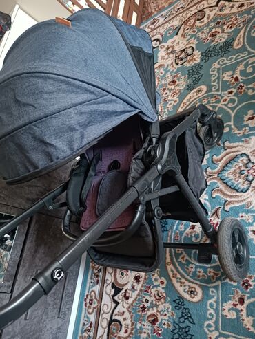 прогулочная коляска peg perego: Коляска, цвет - Голубой, Б/у