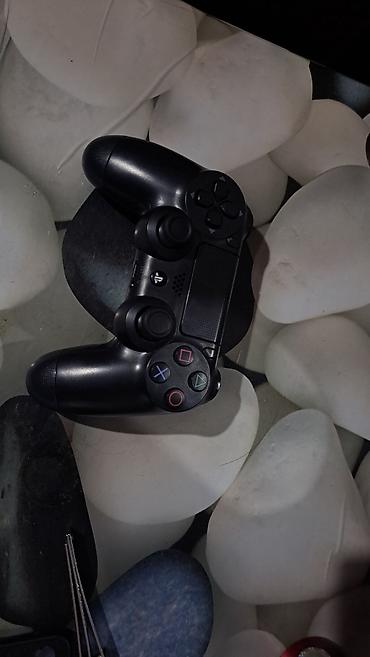 minecraft ps4 disk: PlayStation DualShock 4 simsiz oyun pultu – qara rəng. Xüsusiyyətlər — 1