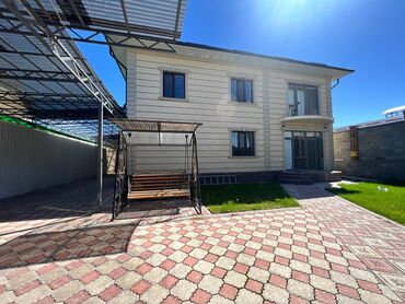 коттеджи на территории кыргызского взморья: 240 м², 7 комнат, Свежий ремонт С мебелью