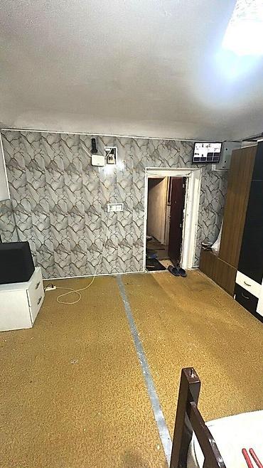 kirayə evlar: İcarəyə verilir 1 otaqlı köhnə tikili 42 m², Qara Qarayev m. 399 — 4